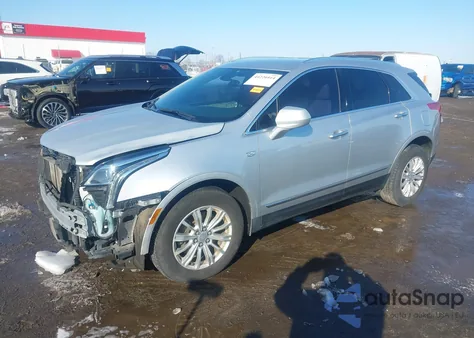 2018 Cadillac Xt5 Standard z USA, uszkodzony, nr VIN 1GYKNARS4JZ215764